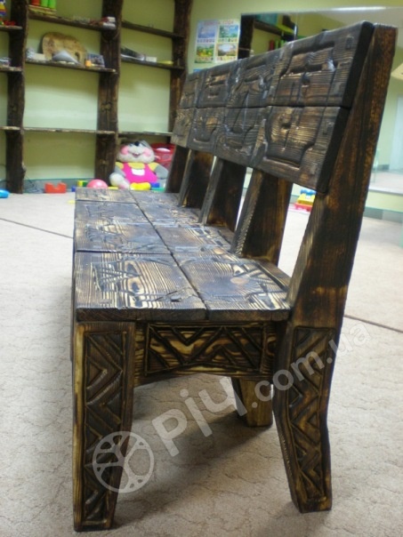 Дерев'яний стілець з дерева. Кантрі меблі на замовлення в Києві.