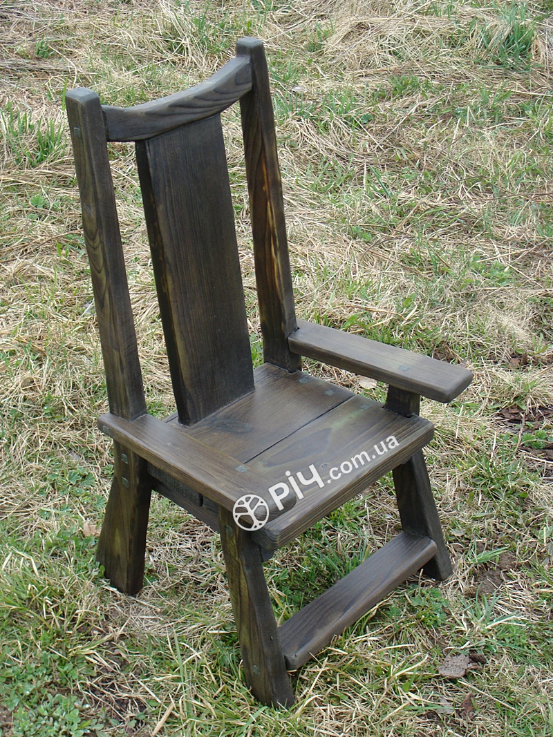 Столярна Майстерня колоритних меблів „РІЧ” приймає замовлення на виготовлення стільців з дерева в стилі кантрі.